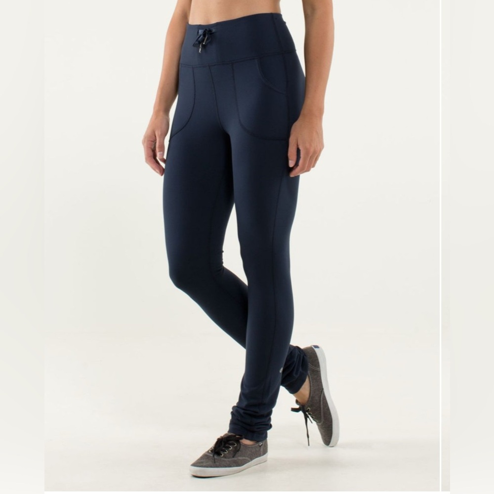 Lululemon Skinny Will Pant , size 8, 28” Inkwell